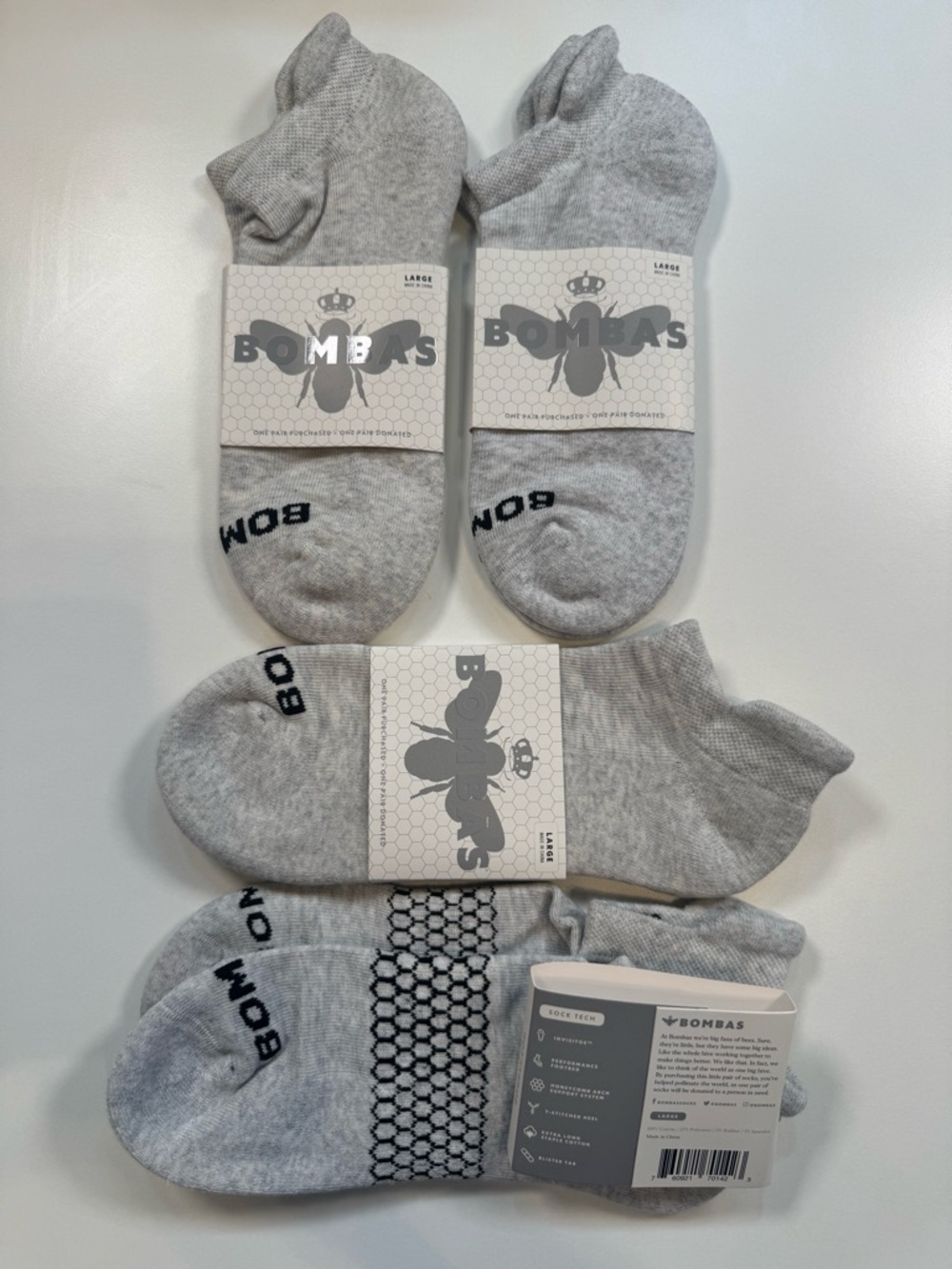 Bombas NWT Unisex Sock Tech 4PR total Color: Light Gray Size: Large